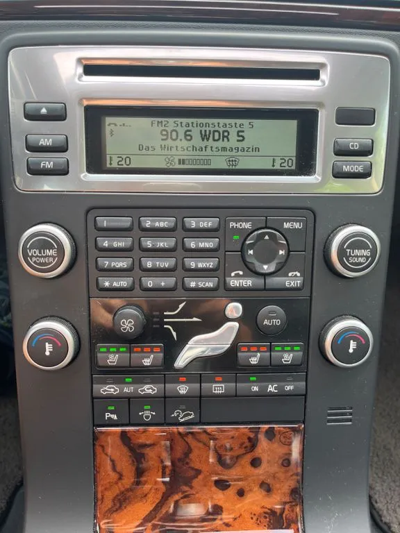 Volvo XC70