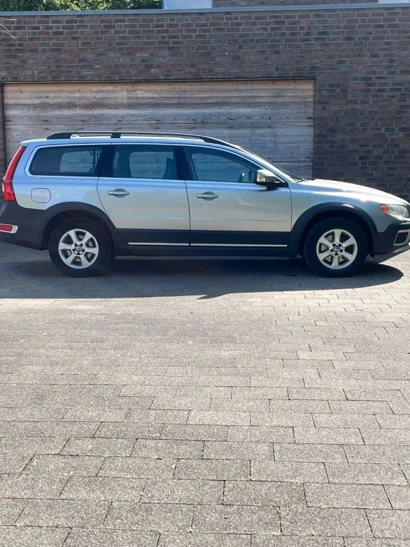 Volvo XC70