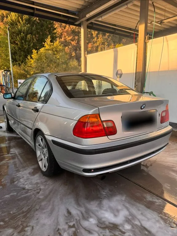 BMW 318