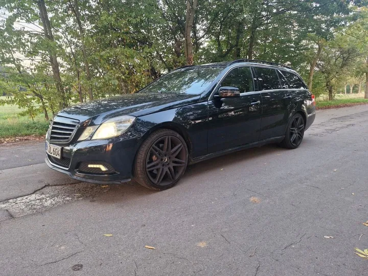 Mercedes-Benz E 250