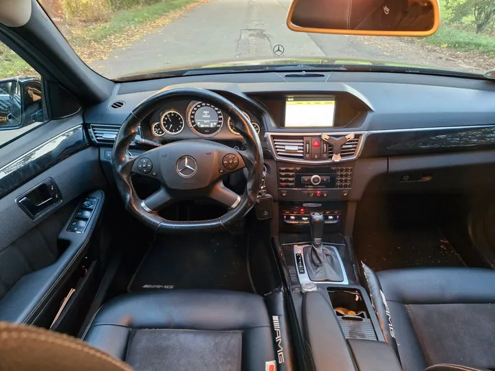 Mercedes-Benz E 250