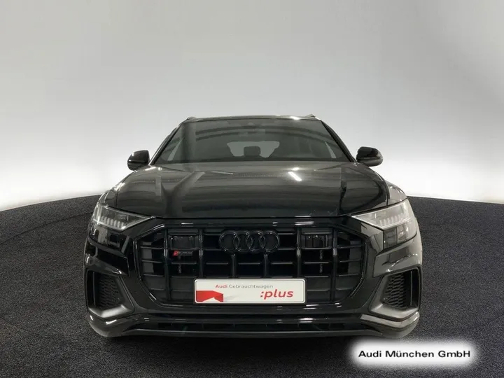 Audi SQ8
