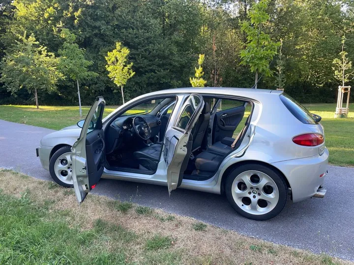 Alfa Romeo 147