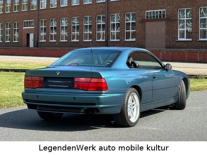 BMW 850