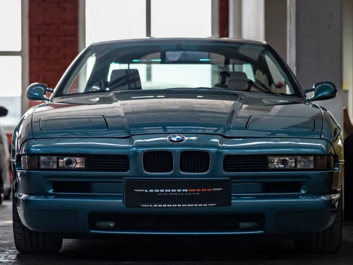 BMW 850