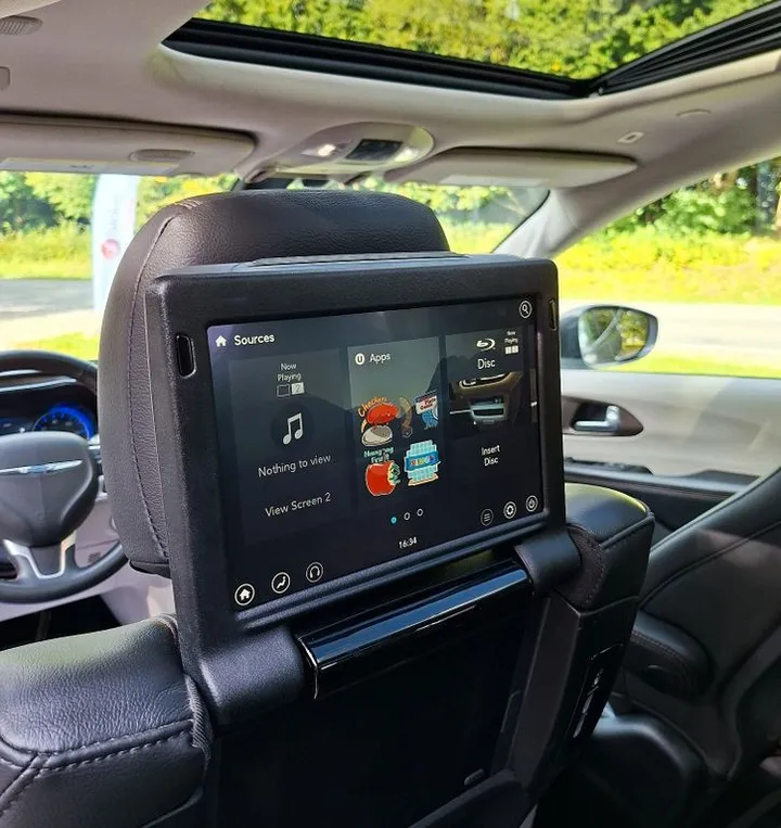 Chrysler Pacifica