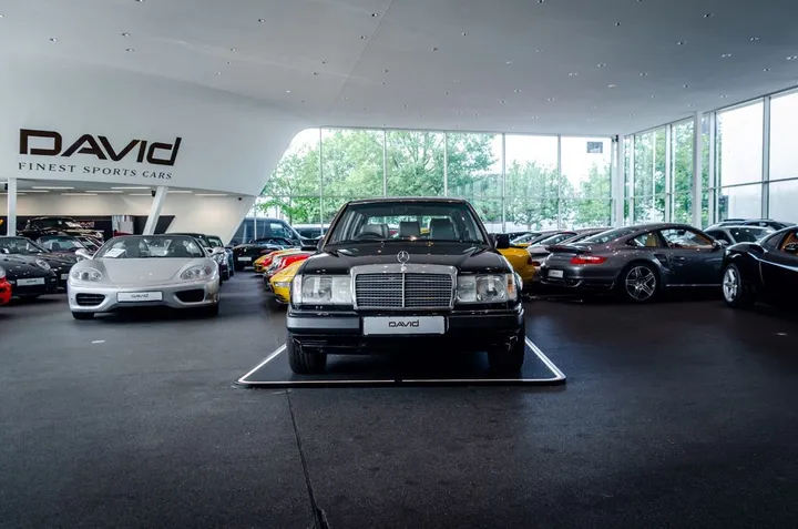 Mercedes-Benz E 280