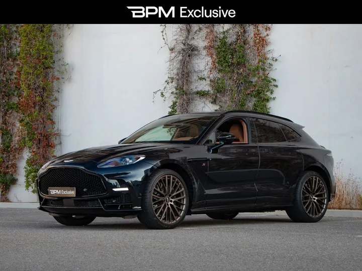 Aston Martin DBX