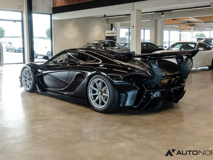 McLaren P1