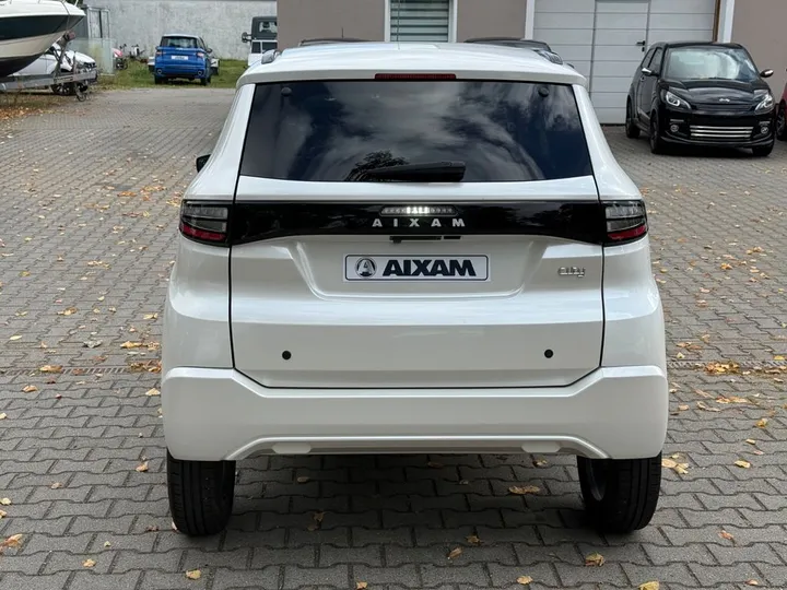 Aixam Cross