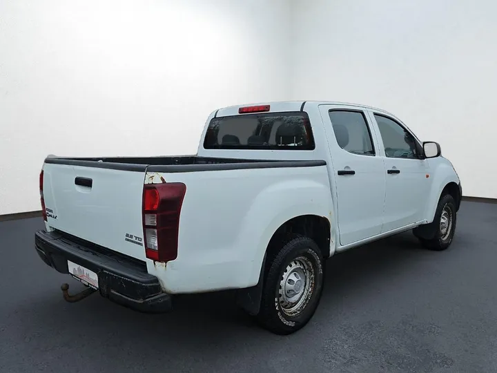 Isuzu D-Max