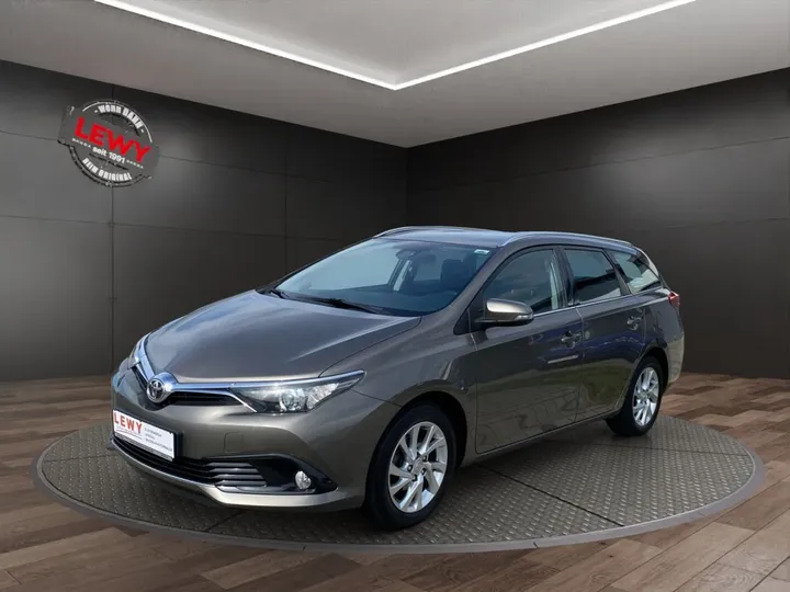 Toyota Auris Touring Sports