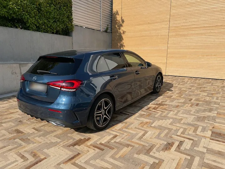 Mercedes-Benz A 200