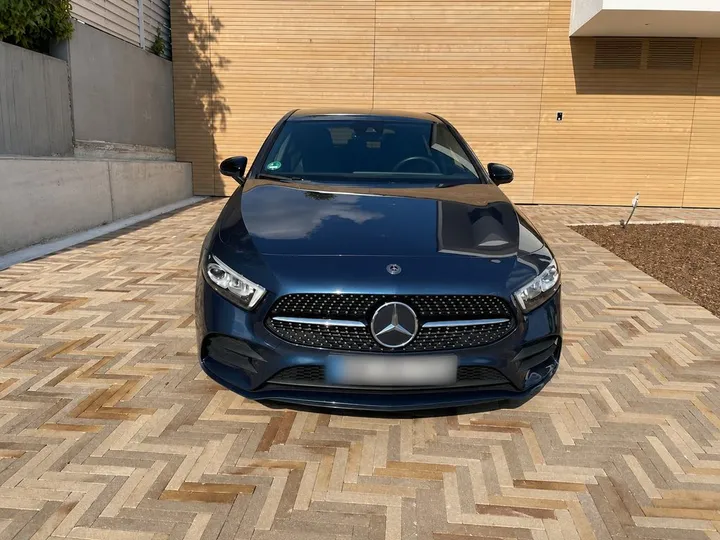 Mercedes-Benz A 200