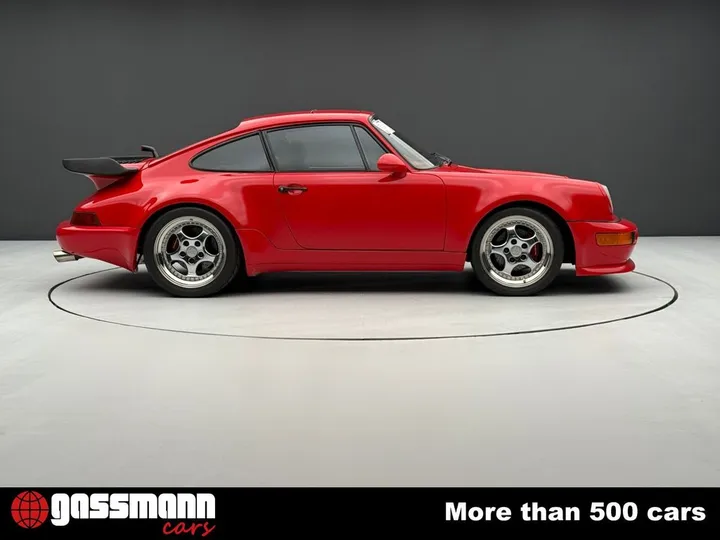 Porsche 930