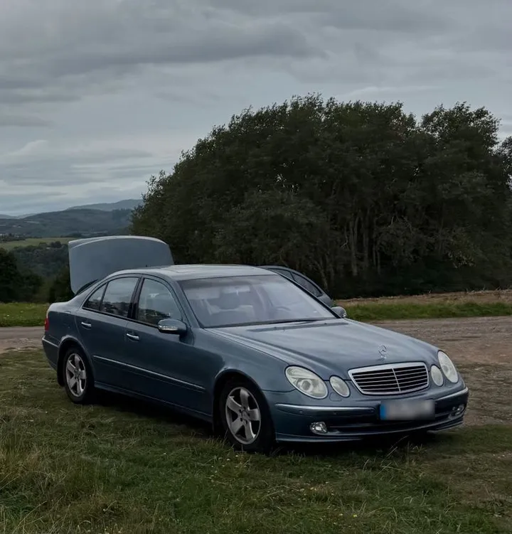 Mercedes-Benz E 270