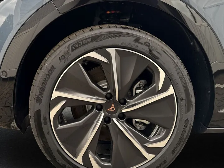 Cupra Tavascan