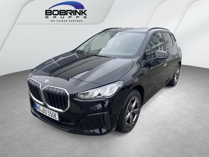 BMW 225