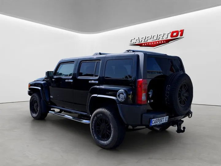Hummer H3