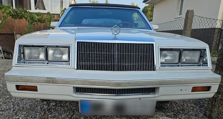 Chrysler Le Baron