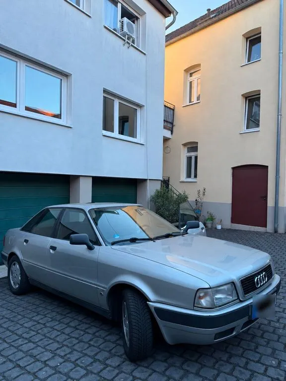 Audi 80