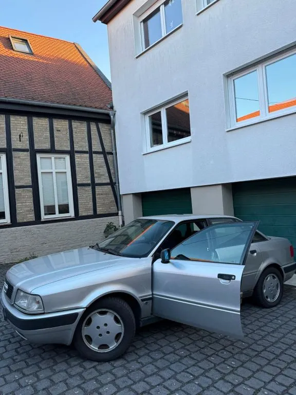 Audi 80