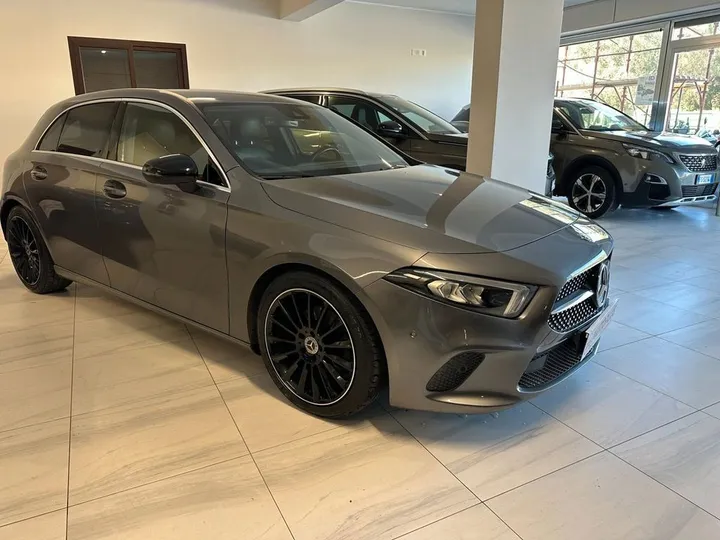 Mercedes-Benz A 180