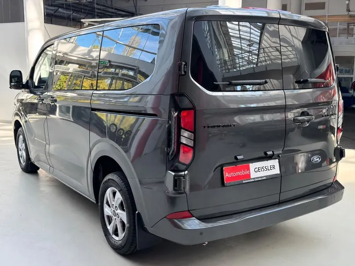 Ford Tourneo Custom