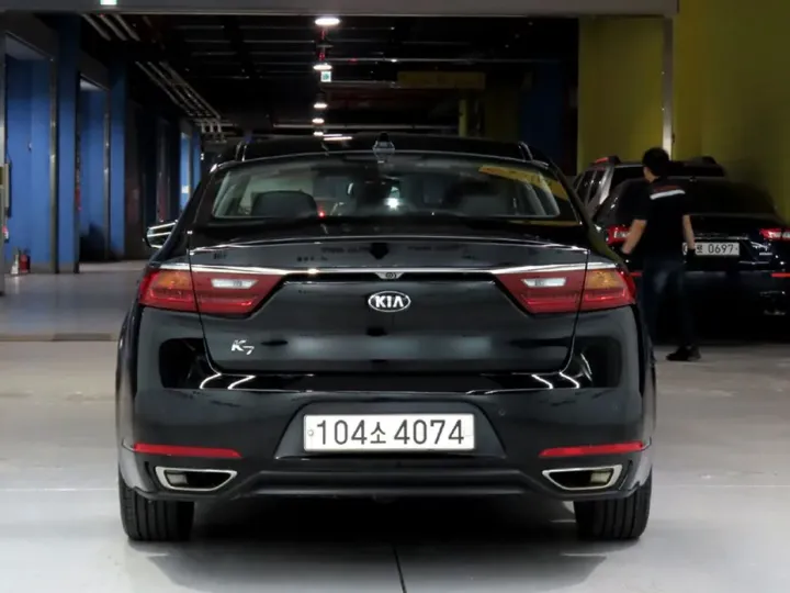 Kia K7