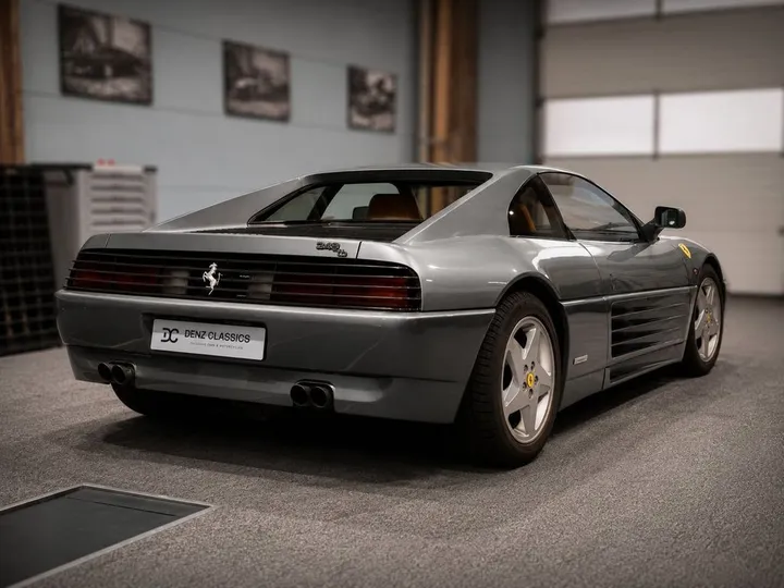 Ferrari 348