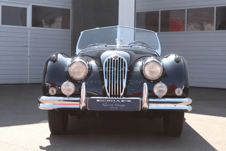Jaguar XK
