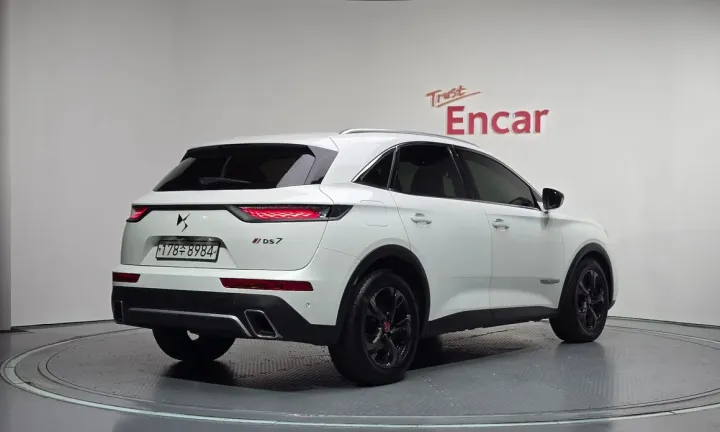 Citroen-DS DS7