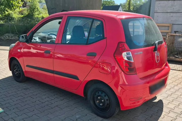 Hyundai i10