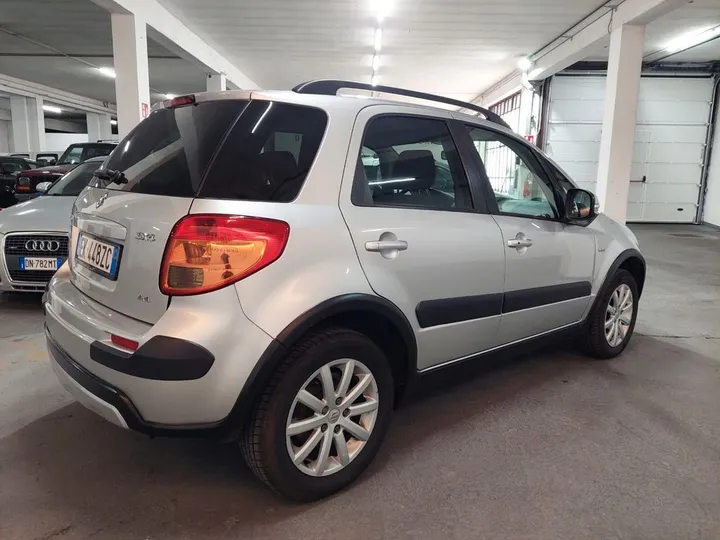 Suzuki SX4