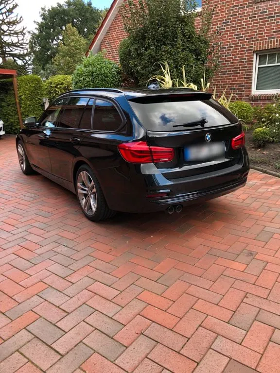BMW 320