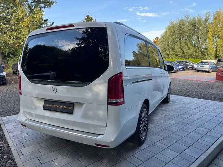 Mercedes-Benz V 250