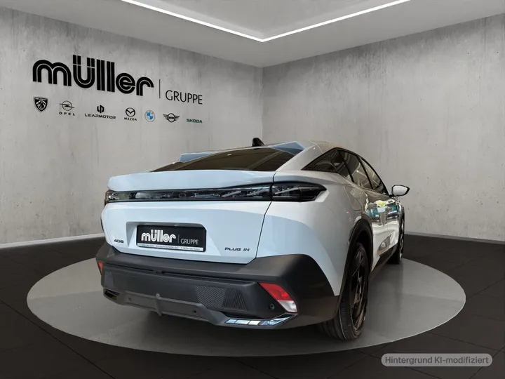 Peugeot 408