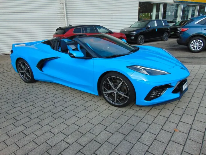 Corvette C8