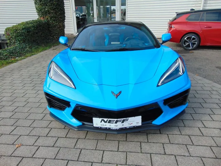 Corvette C8