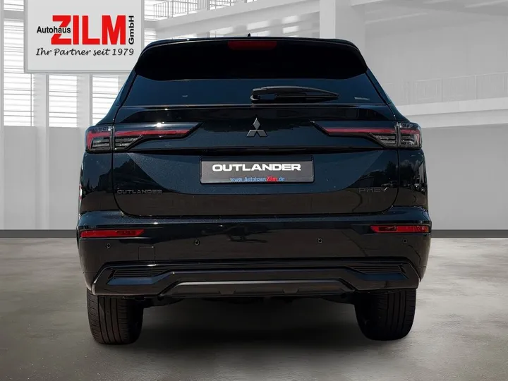 Mitsubishi Plug-in Hybrid Outlander