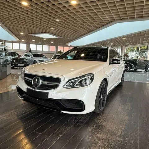 Mercedes-Benz E 63 AMG
