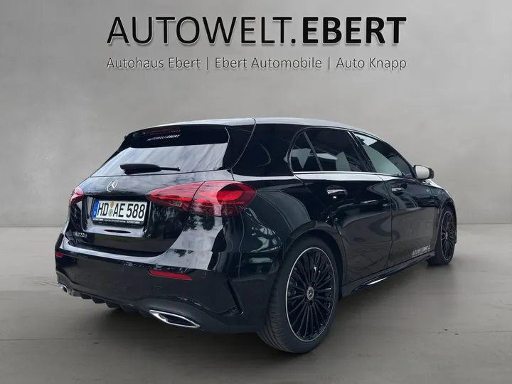Mercedes-Benz A 220