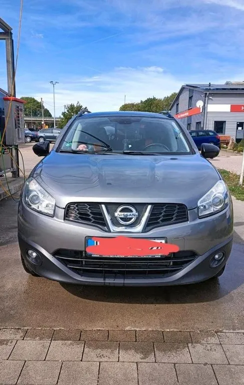 Nissan Qashqai+2