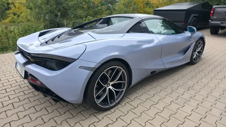 McLaren 720S