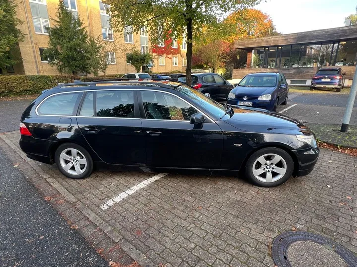 BMW 528