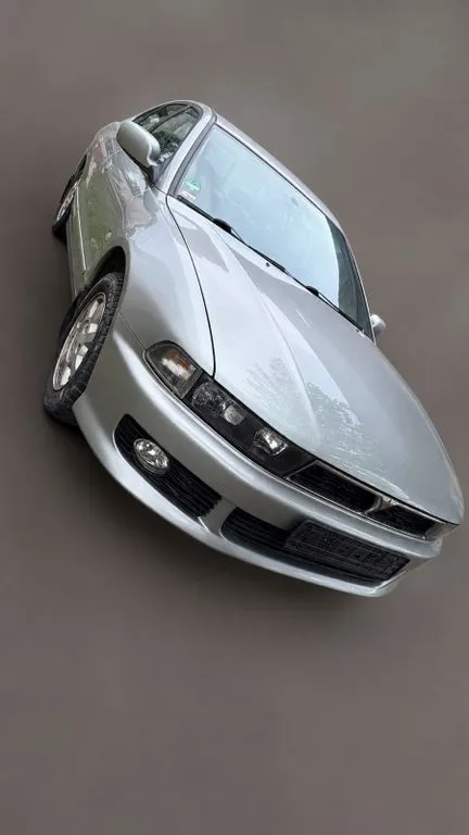 Mitsubishi Galant