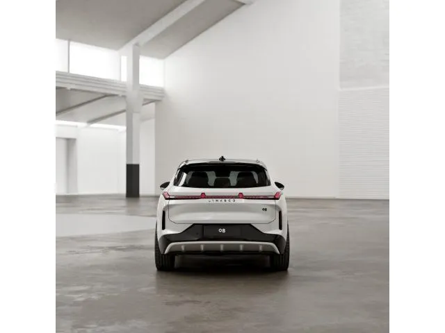 Lynk&Co 08