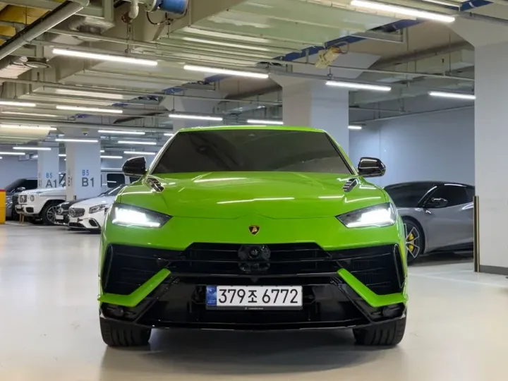 Lamborghini Urus