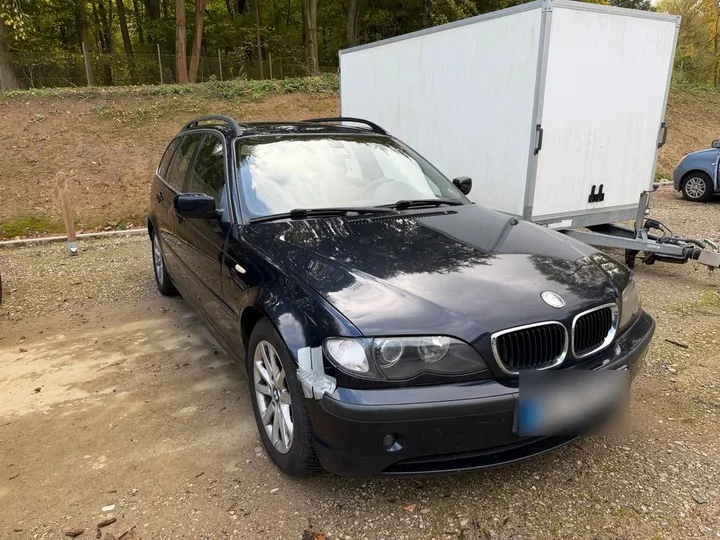 BMW 320