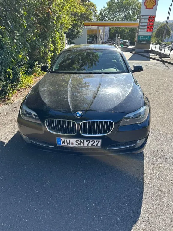 BMW 525